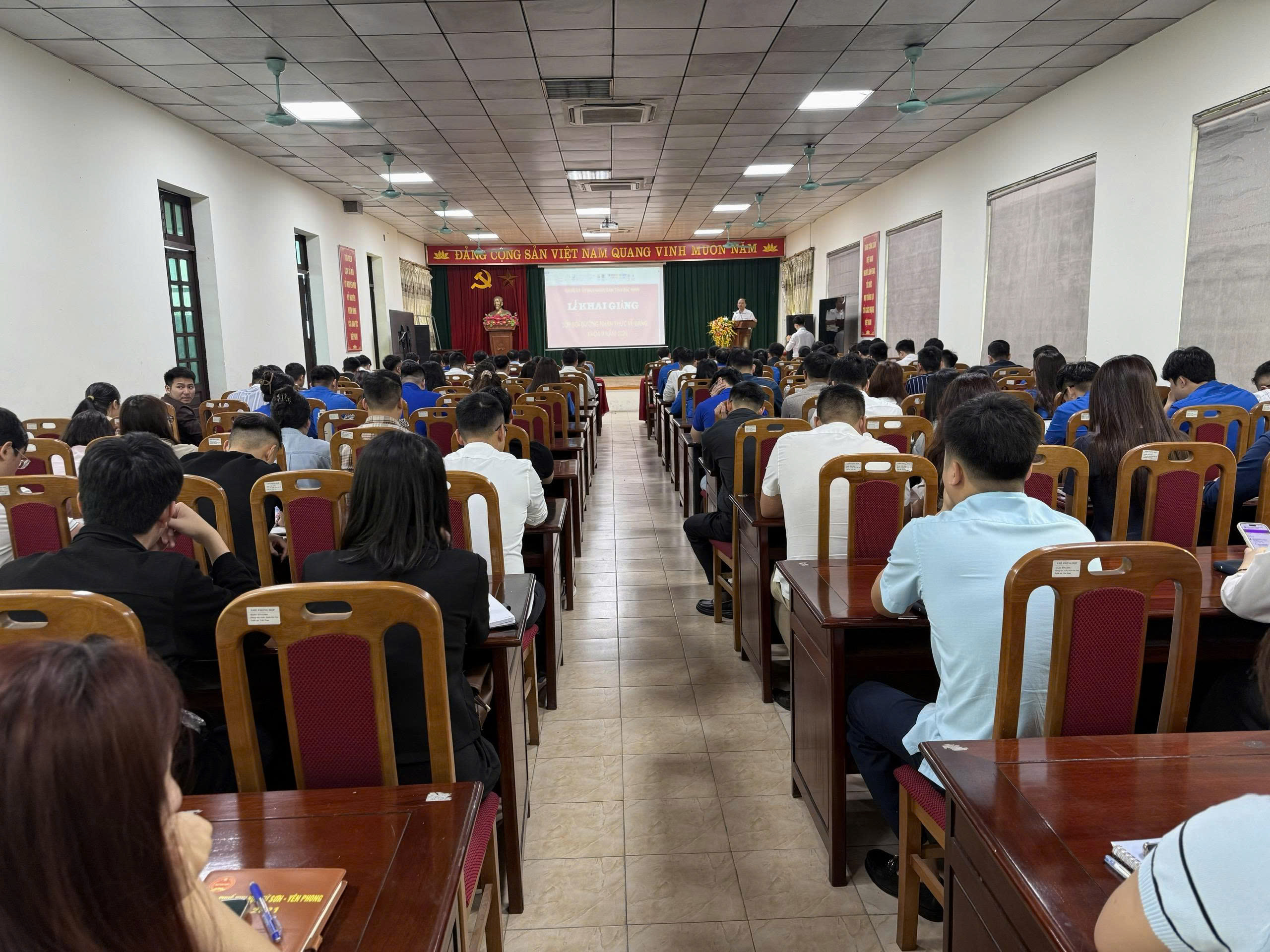 Khai giảng Lớp bồi dưỡng nhận thức về Đảng – Khóa II năm 2026