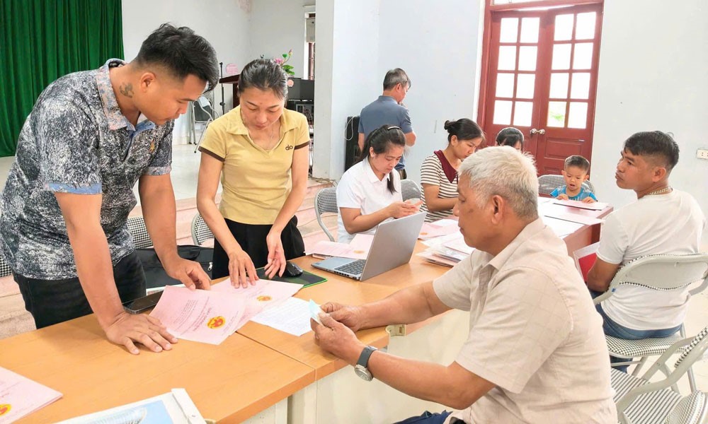 Dân vận khéo để xây dựng chính quyền thân thiện|https://dangboubndtinh.bacninh.dcs.vn/chi-tiet-tin-tuc/-/asset_publisher/M0UUAFstbTMq/content/dan-van-kheo-e-xay-dung-chinh-quyen-than-thien
